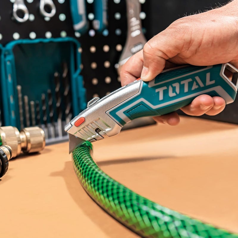 Total Utility Knife with 5 Blades - Image 5