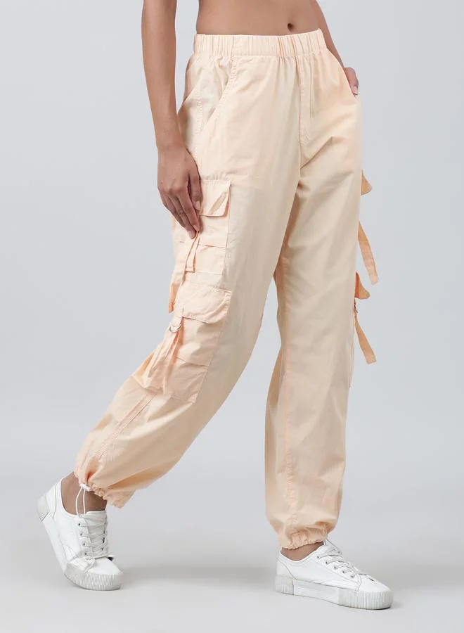 ستايلي Women Parachute Fit Cargo Trousers By Bene Kleed