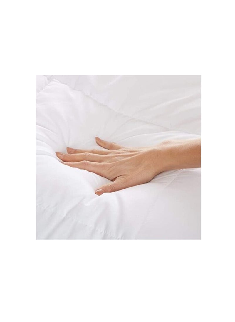 DEEP SLEEP Every Night Deep Sleep White Stripe Microfiber Quilt 85 GSM White (Full - W 200 X L 200)  - Image 4