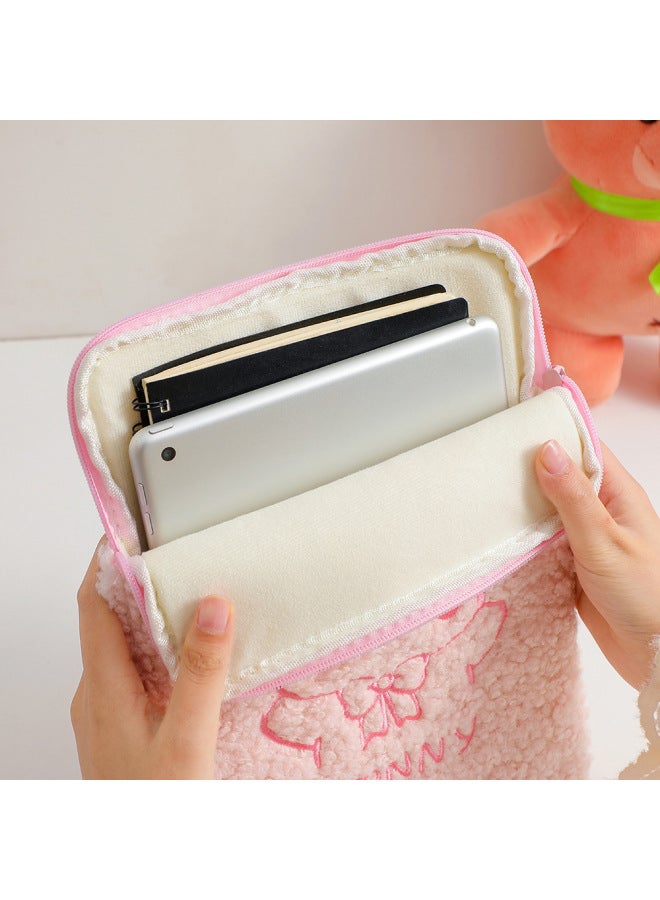 حقيبة تخزين لطيفة على شكل أرنب محشي لجهاز iPad للفتيات - غلاف واقي لجهاز تابلت برو 11 بوصة وAir4 - اللون: دب بني (تناسب أجهزة iPad العالمية بحجم 9.7-11 بوصة) - Image 5