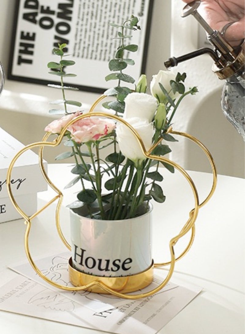 Minimalist Gold Petal Iron Vase with 3D Floral Design, Elegant and Practical - Image 5