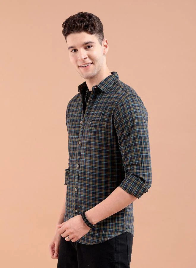 شركة المرآب الهندية Men Slim Fit Checkered Full Sleeves Spread Collar Casual Shirt