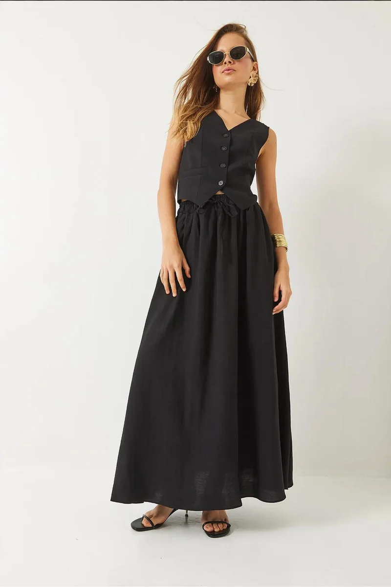 Bianco Lucci LUCCI V-Neck Vest and Maxi Skirt Two-Piece Coord Set