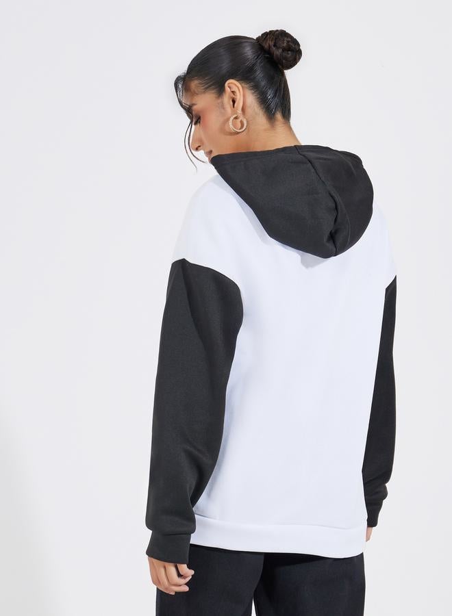 Styli Oversized Longline Color Block Slogan Hoodie - Image 4