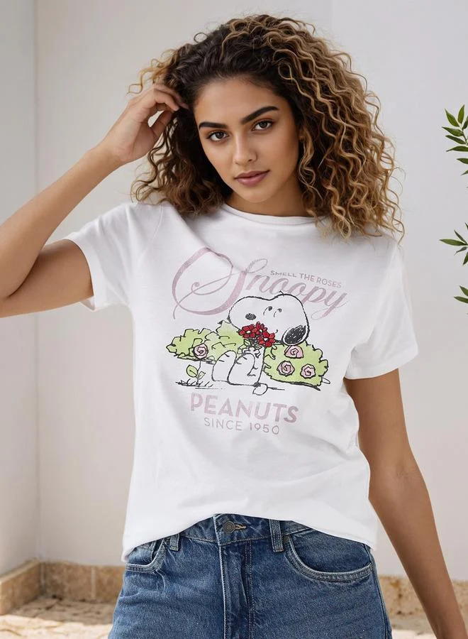 اس بي كاركترز تيشيرت بطباعة سنوبي بياقة دائرية