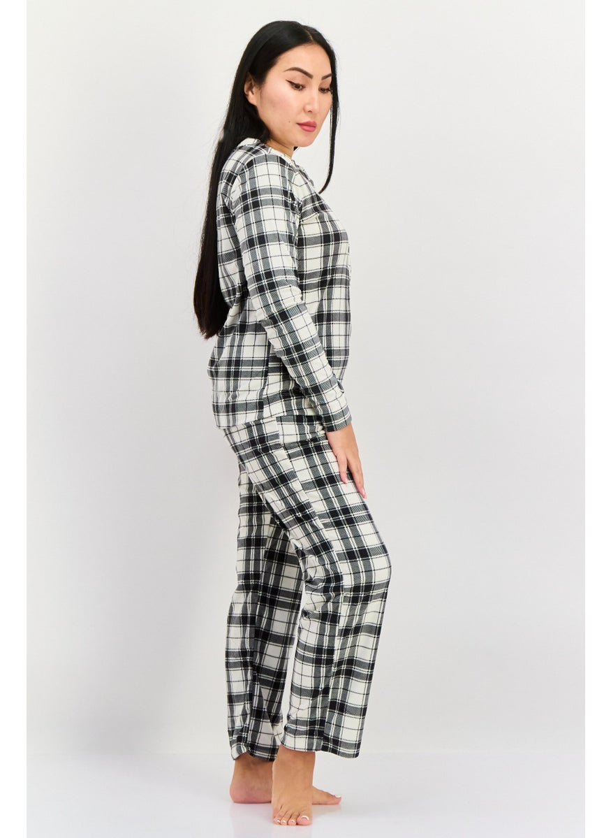 Women 2 Piece Checkered Top And Bottom Pajama, Black - pzsku/Z083E1DBE9CEF00AE35EAZ/45/_/1737642226/914da2cb-36f3-4104-a402-d56d35f2b69d