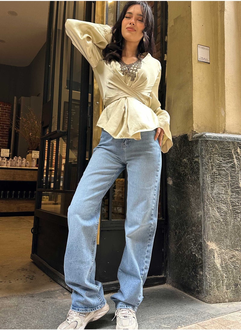 CIZARO - Ultra Comfort - Straight Leg - Soft Light Blue Jeans. - Image 1