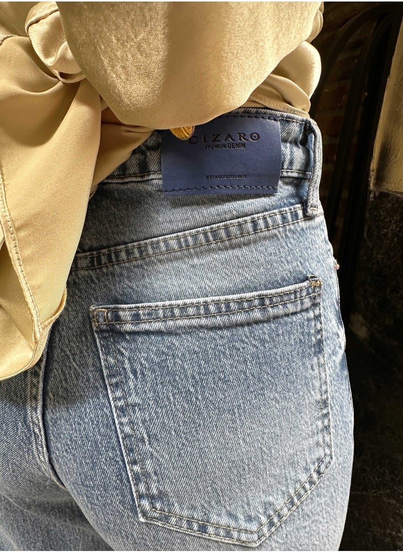 CIZARO - Ultra Comfort - Straight Leg - Soft Light Blue Jeans. - Image 1