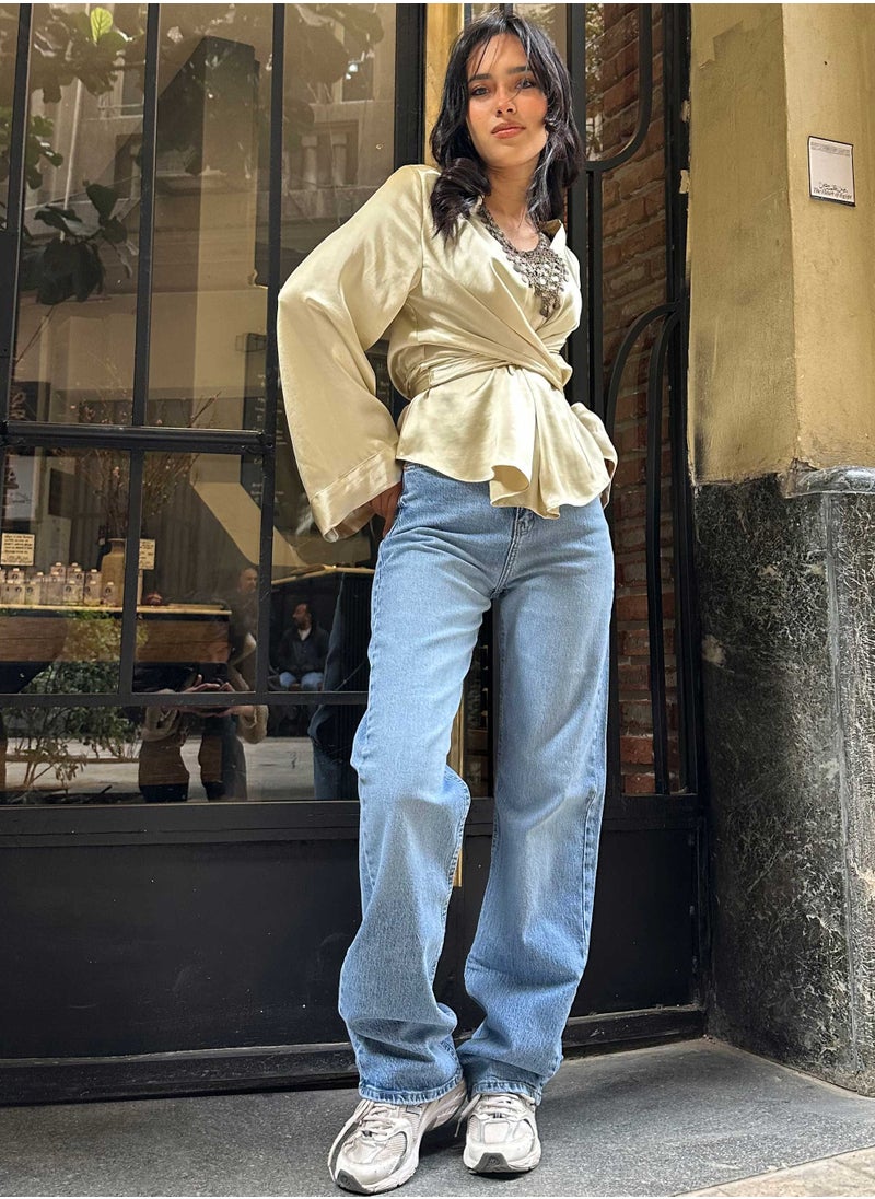 CIZARO - Ultra Comfort - Straight Leg - Soft Light Blue Jeans. - Image 1