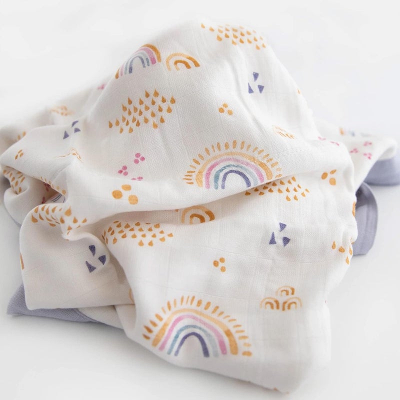 Little Unicorn Rainbows & Raindrops Deluxe Muslin Quilt - Image 4