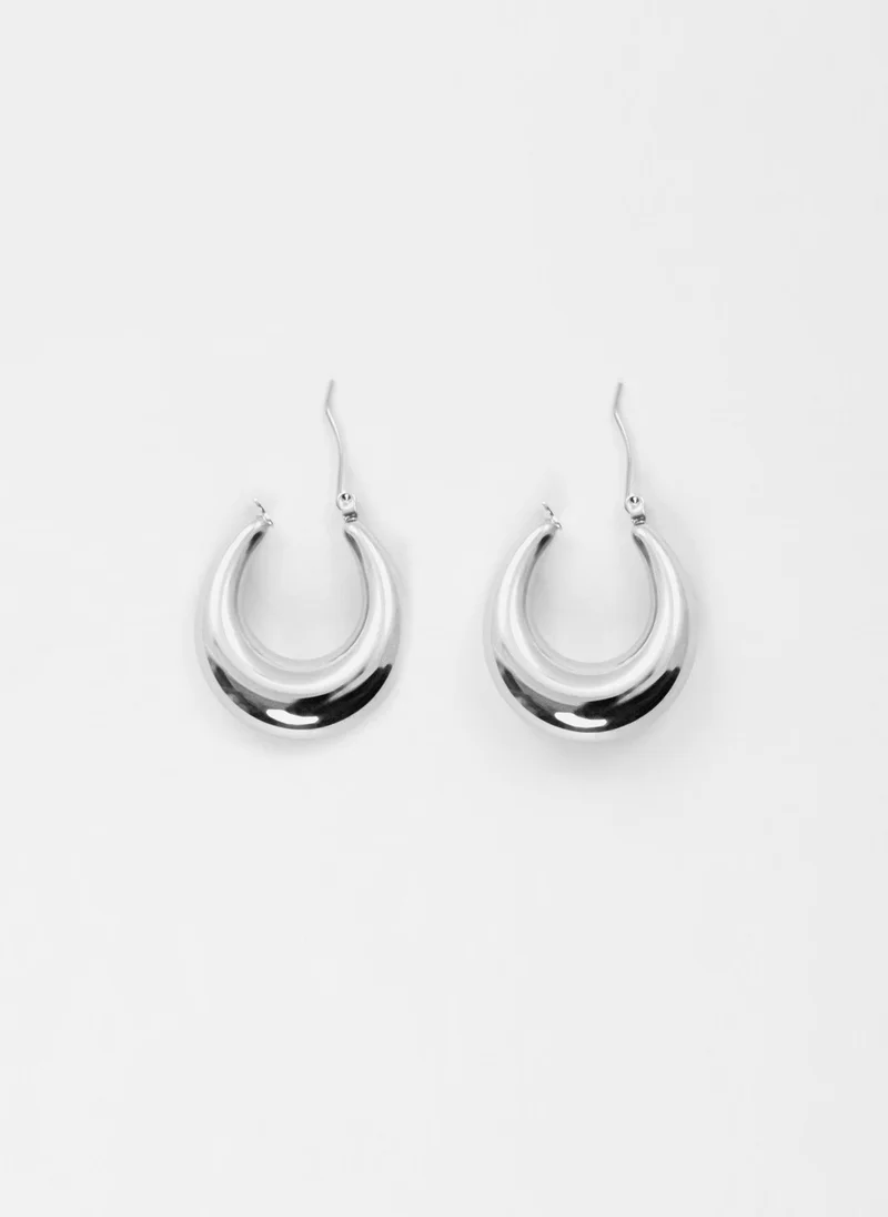 Lichi  Hollow hoop earrings in smooth metal for Women | Best Price UAE