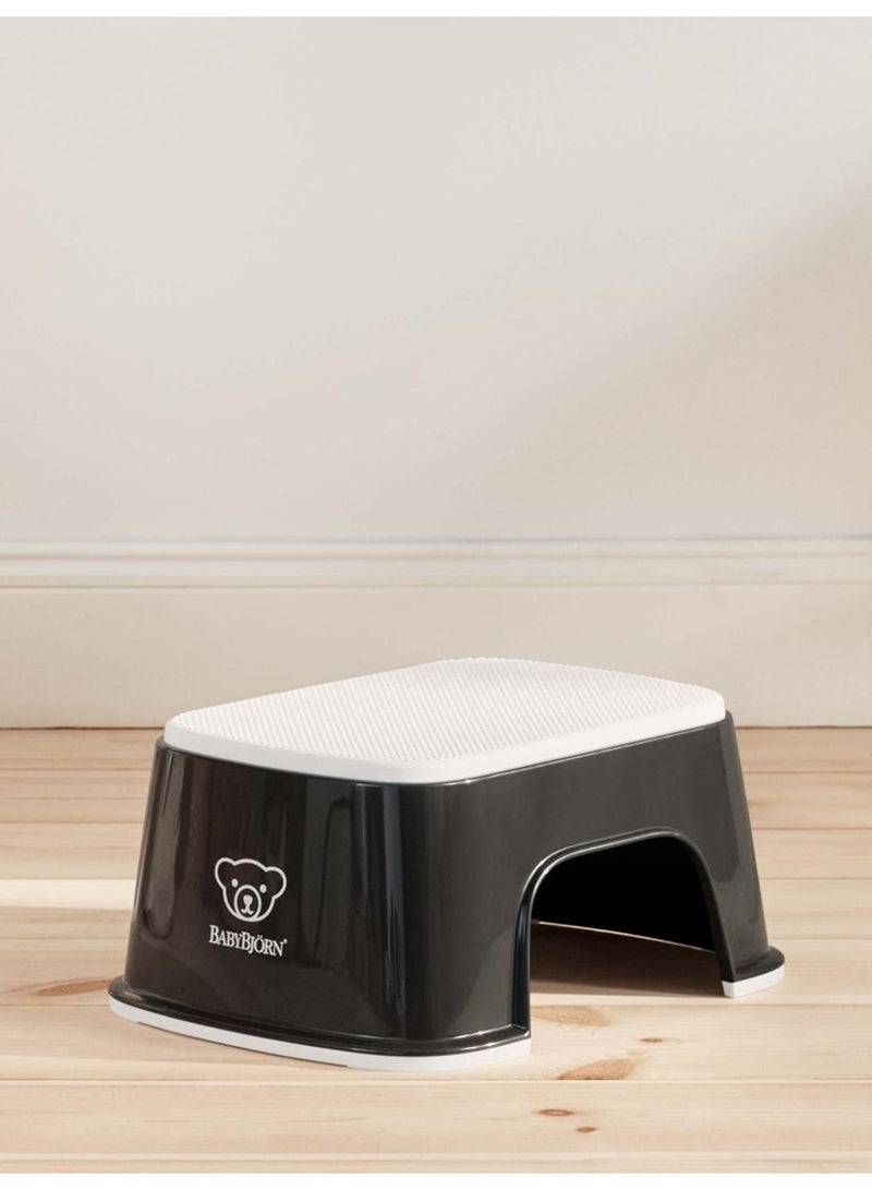 BABYBJORN BabyBjÃ¶rn Step Stool, Black/White  - Image 4