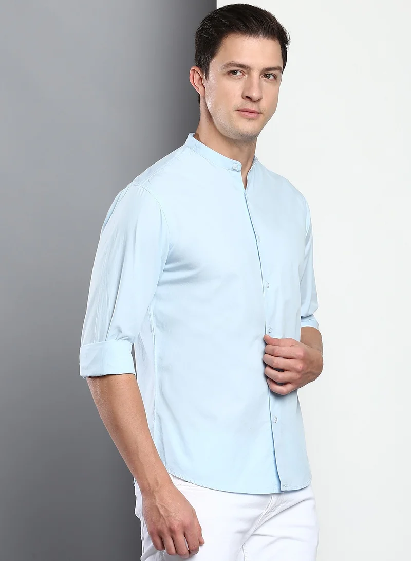 Dennis Lingo Men's Sky Blue Slim Fit Casual Spread Shirt