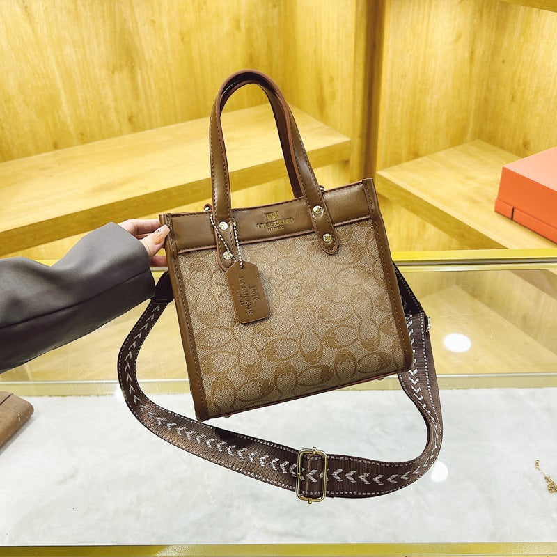 High-End Women'S Bags 2025 Fashion Retro Printed Handbags Versatile Wide Strap Shoulder Crossbody Bag - Image 2