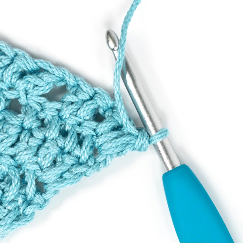 Clover 3672 Amour Crochet Hook Set, 10 sizes - Image 2