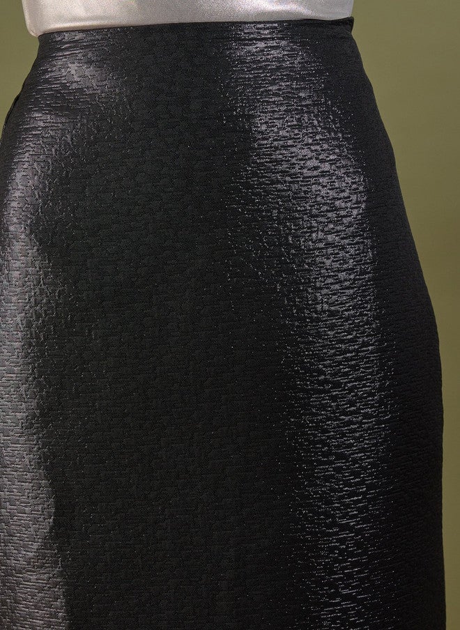 SALT ATTIRE Black Solid Pencil Midi Skirt - Image 4