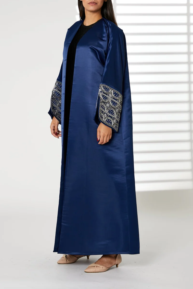 Moistreet  Embroidered V-Neck  Satin Split Cuffs Abaya for Women | Best Price UAE