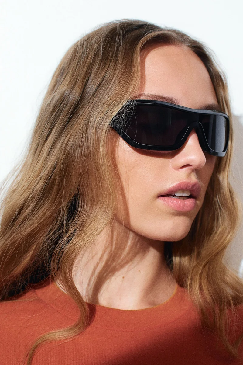 H&M Sporty sunglasses