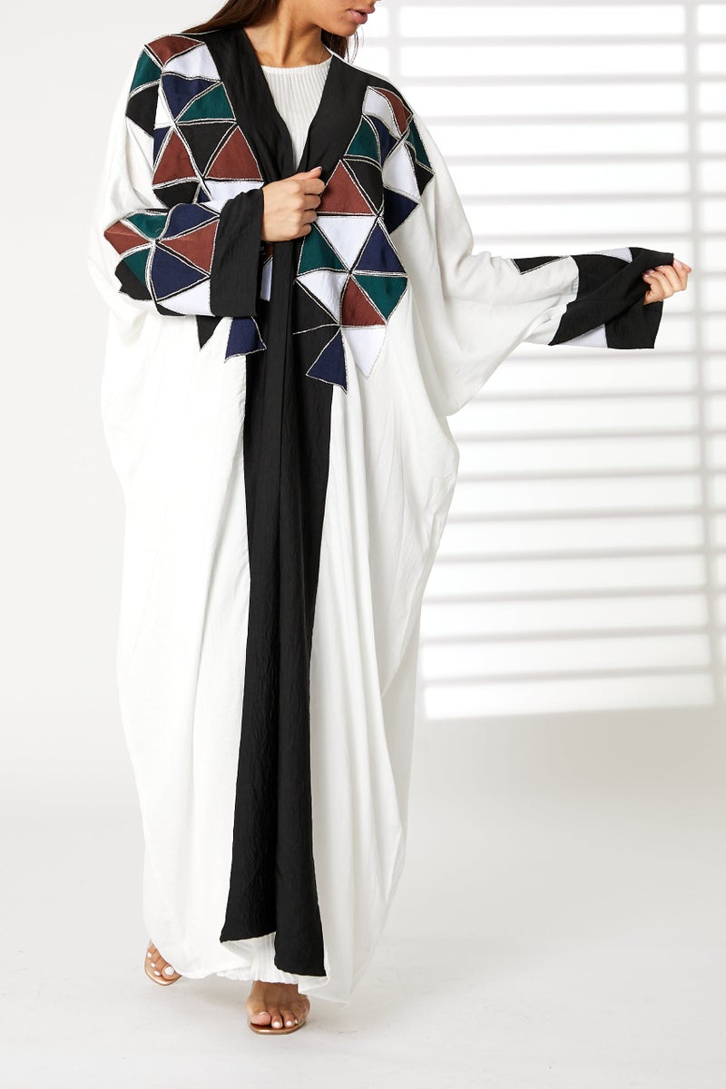 Moistreet Bisht Geometrical Embroidery Abaya - Image 1