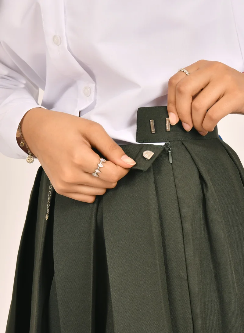 HAWRAA ABAYA Pleated skirt with a wide cut and a clip closure and a side zipper.