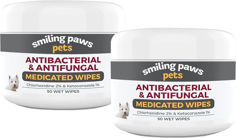 Smiling Paws Pets مناديل للكلاب والقطط - مضادة للبكتيريا والفطريات - تحتوي على كيتوكونازول وكلورهيكسيدين - علاج الجلد للعدوى الخميرية، السعفة، التهاب الجلد القيحي، البكتيريا والفطريات - 50 منديلًا (عبوتان) - Image 1
