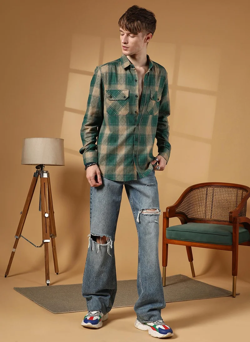 Campus Sutra Campus Sutra Men's Emerald Green & Sand Beige Buffalo Check Utility Shirt For Casual Wear | Spread Collar | Long Sleeve | Button Closure | Shirt Crafted With Comfort Fit For Everyday Wear
