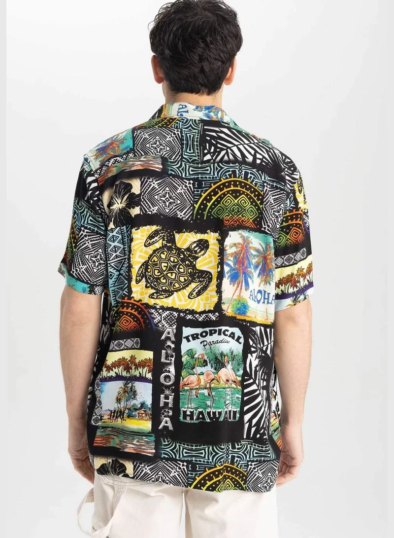 ديفاكتو Man Woven Top Short Sleeve Shirt