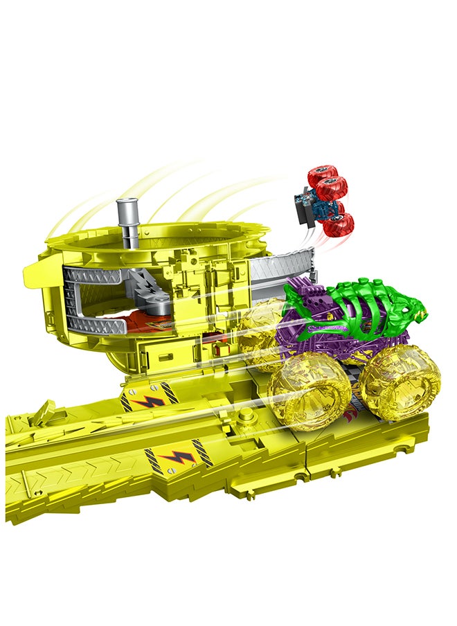 Hot Wheels - Monster Trucks Track Set with 2 Toy Trucks: Oversized Skelesaurus & 1:64 Scale Bone Shaker, Charge & Chase Challenge with 2 Crushed Cars - Image 1