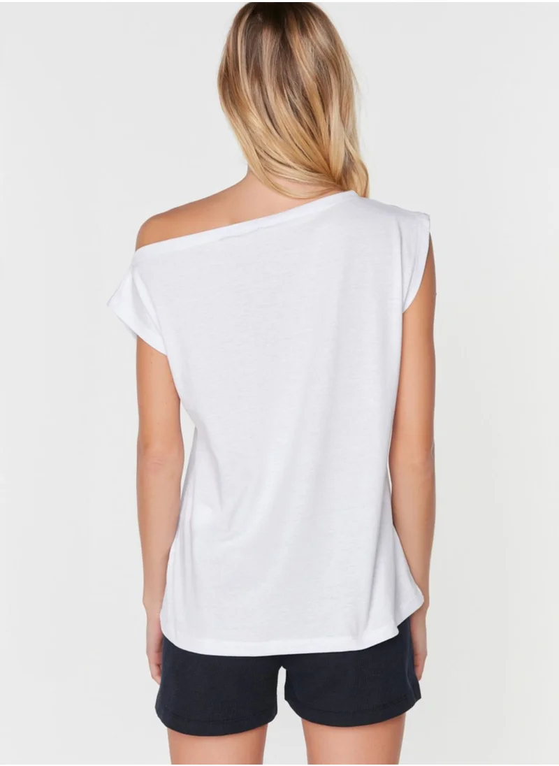 trendyol Astmmetric Neck Graphic T-Shirt