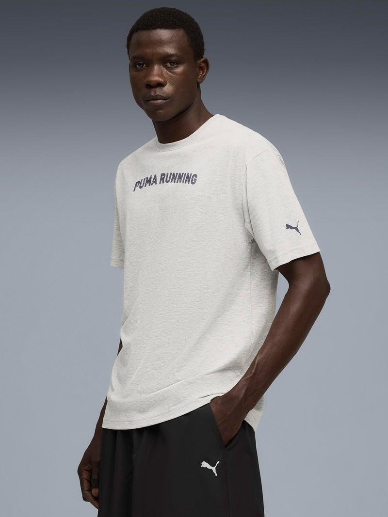 PUMA تي شيرت بومّا جرافيك بحجم كبير للركض - Image 1