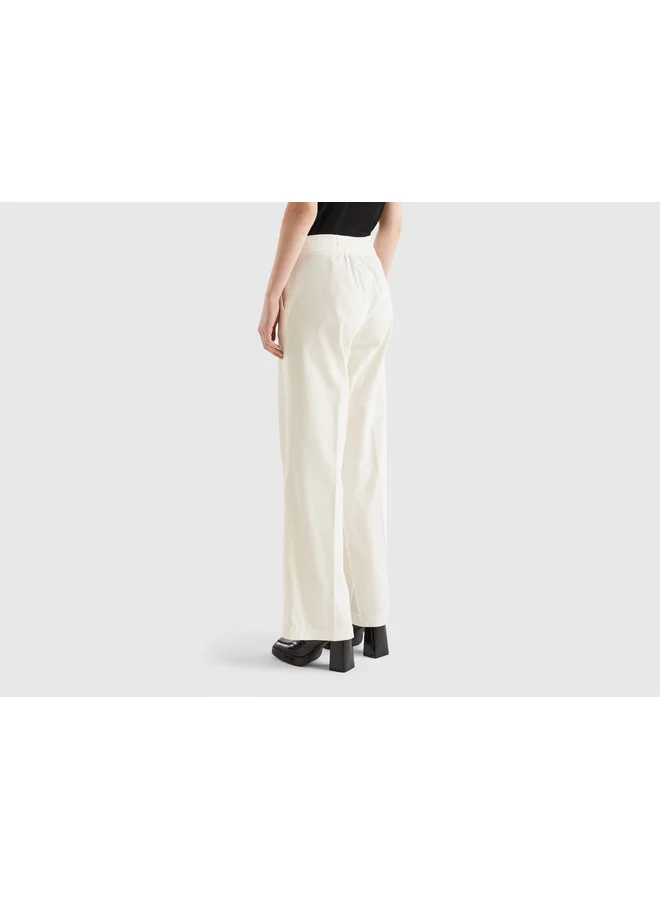 يونايتد كولورز أوف بينتيون Wide Velvet Trousers