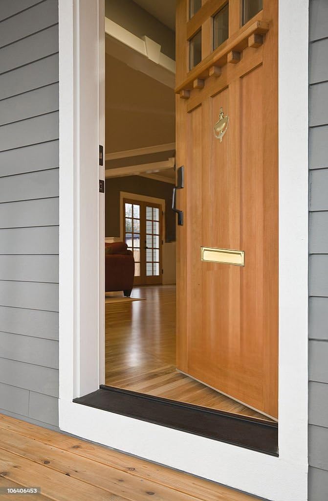 QCAA Solid Brass Door Knocker, 7", with 160 Degree Glass Len Door Viewer (UL Listed), Polished Brass, 1 Pack - Image 2