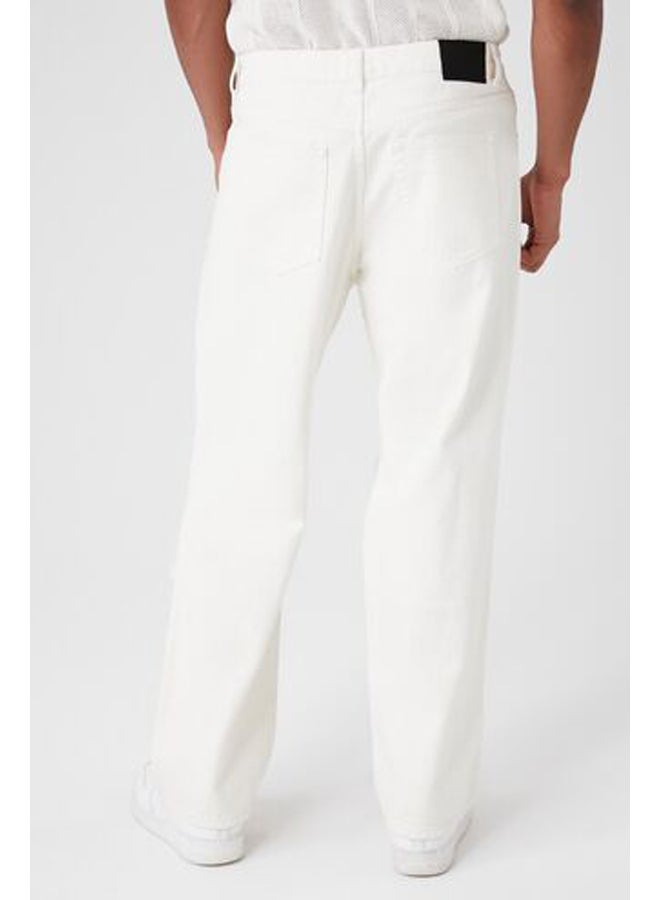 FOREVER 21 Distressed Relaxed-Fit Jeans - Image 4