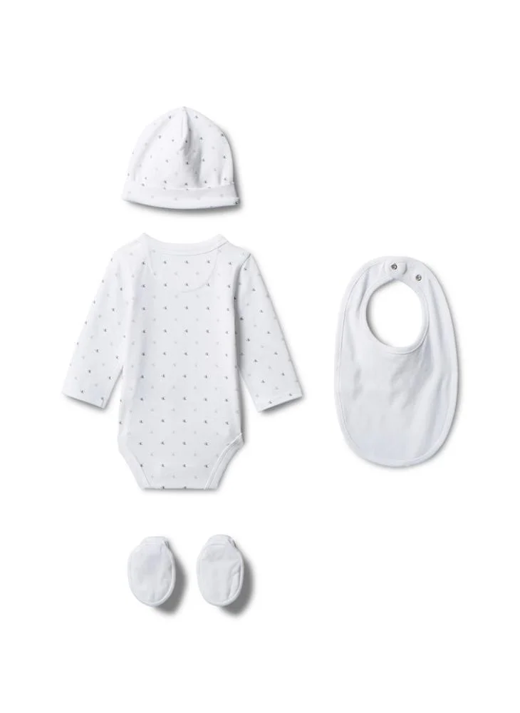 Calvin Klein Jeans BRIGHT WHITE Newborn Logo Giftpack for Men | Best Price UAE