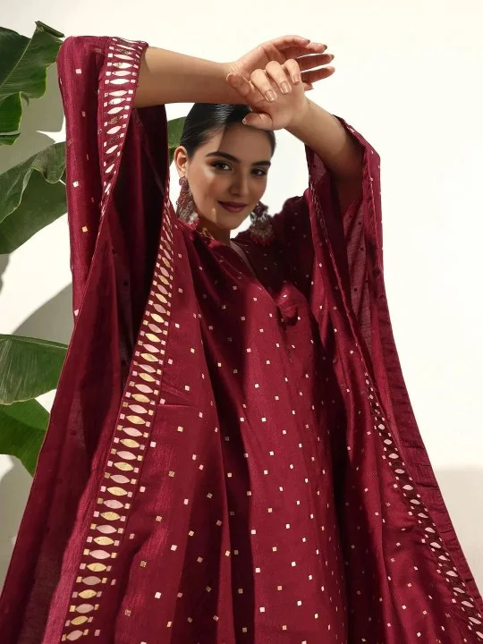 ISHIN Women'S Maroon Polyester Blend Embellished Kaftan Full Length Palazzo Straight Fit Kurta Set