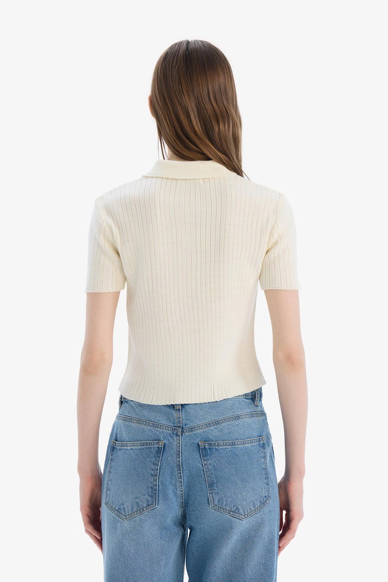 DeFacto Woman Slim Fit Polo Neck Short Sleeve Pullover - Image 2