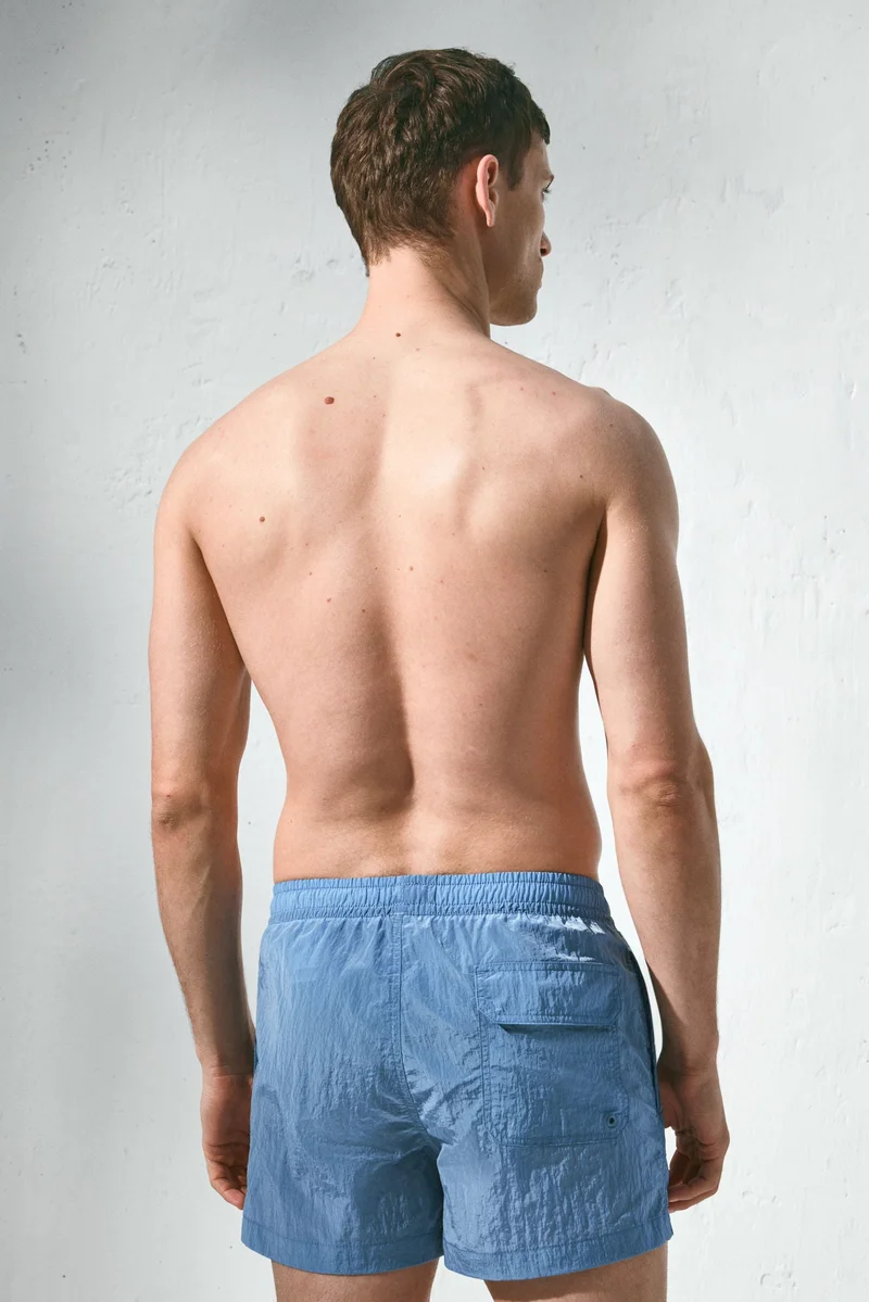 اتش اند ام شورت سباحة من النايلون