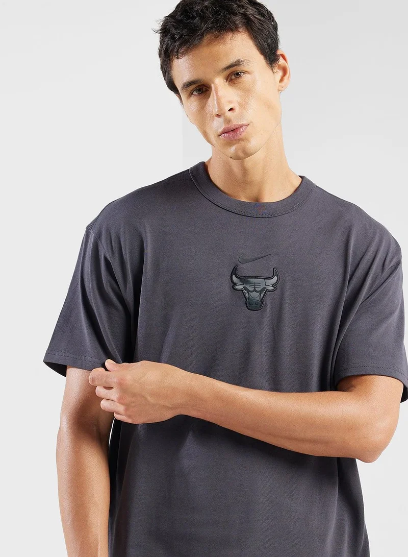 نايكي تيشيرت شيكاغو بولز بريميوم إسينشالز للرجال