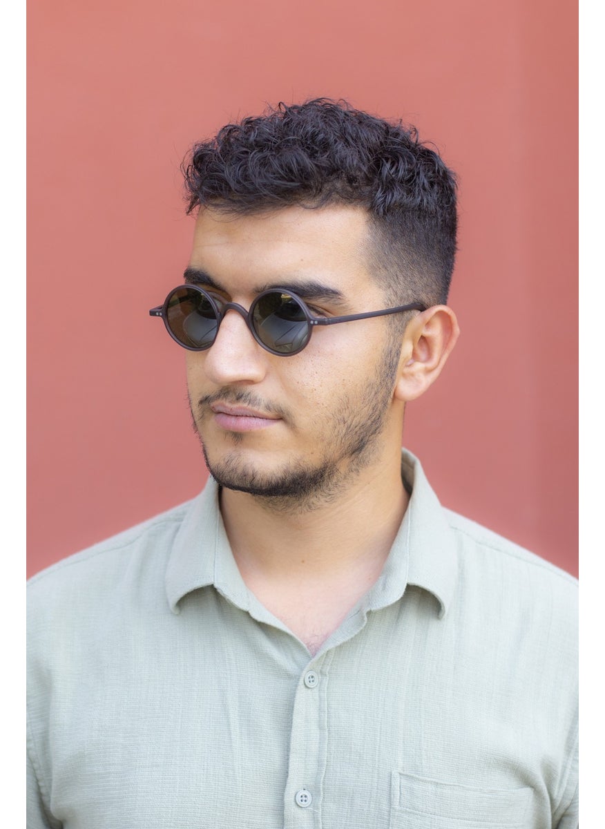 Focus On Judith Smoked Polarized Retro Sunglasses  - Image 3