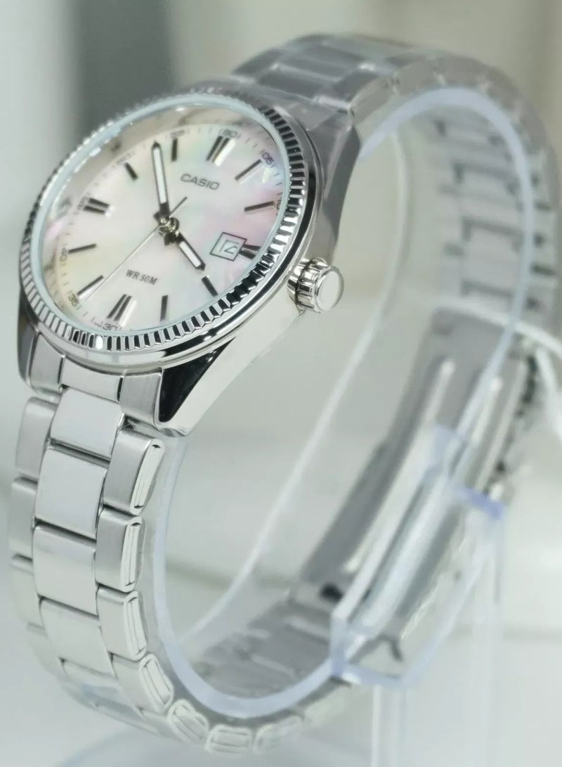 CASIO LTP-1302DS-4A Women's Analog Quartz Watch with Pink Mother-of-Pearl Dial and Stainless Steel Bracelet - Image 4