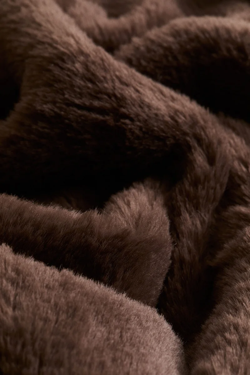 اتش اند ام مفرش سرير ناعم