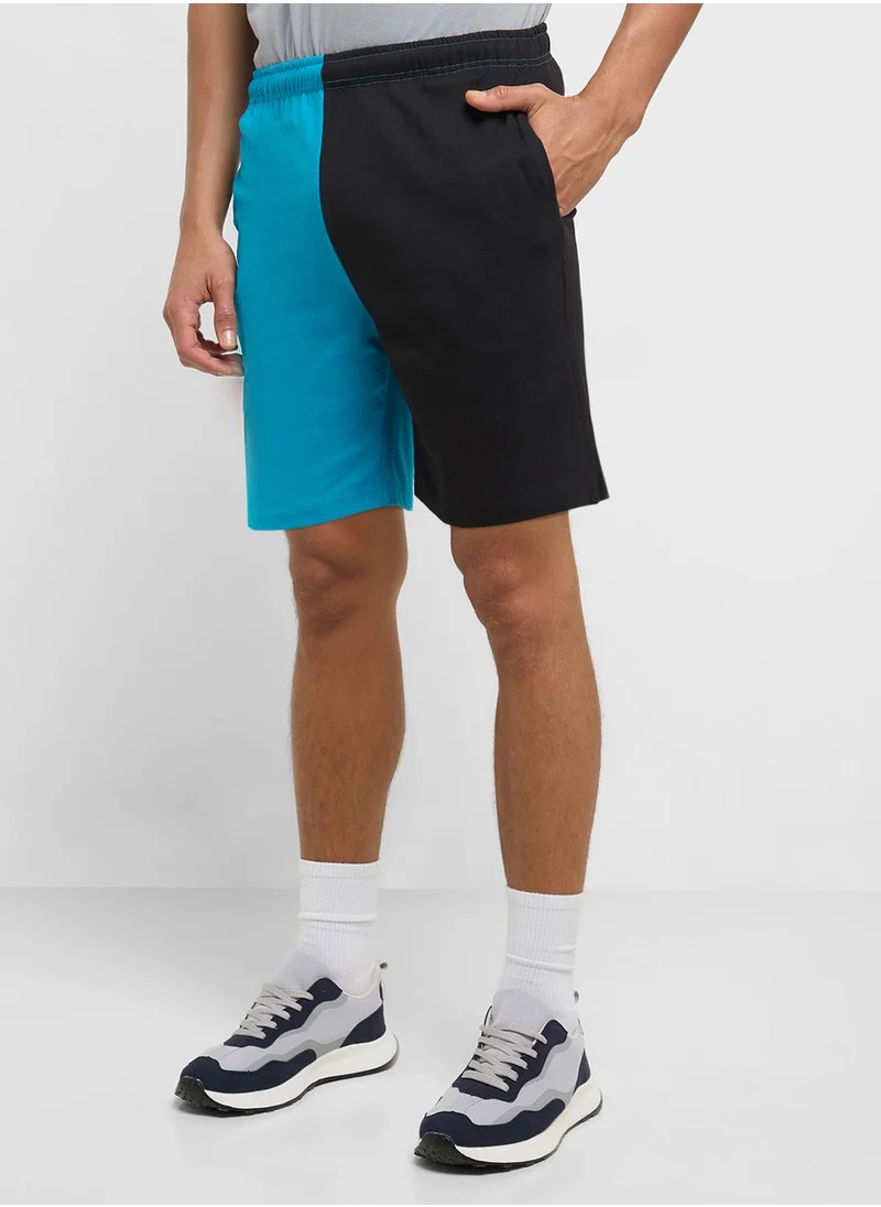 سفنتي فايف بيسيكس Casual Shorts