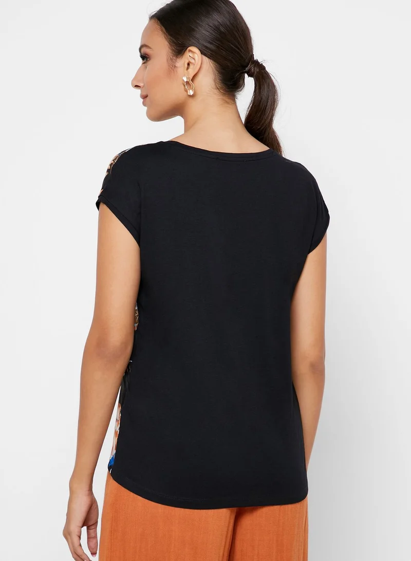Reserved Floral Print Top