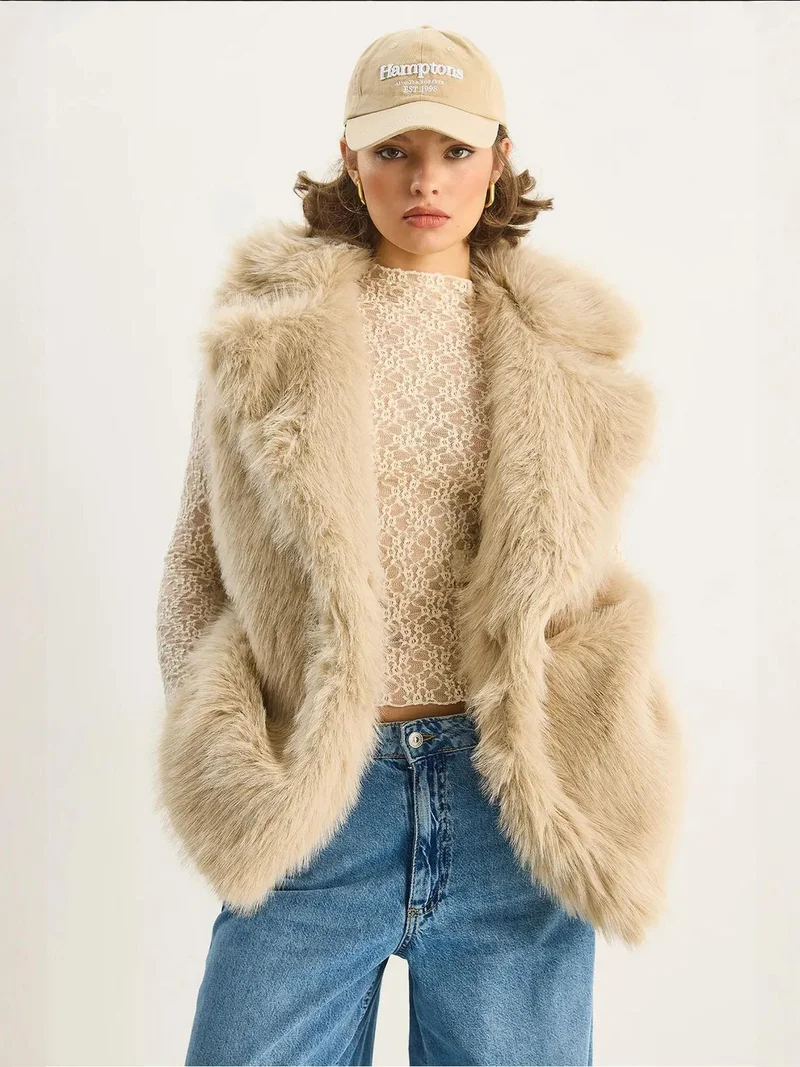 Bianco Lucci LUCCI Faux Fur Waistcoat