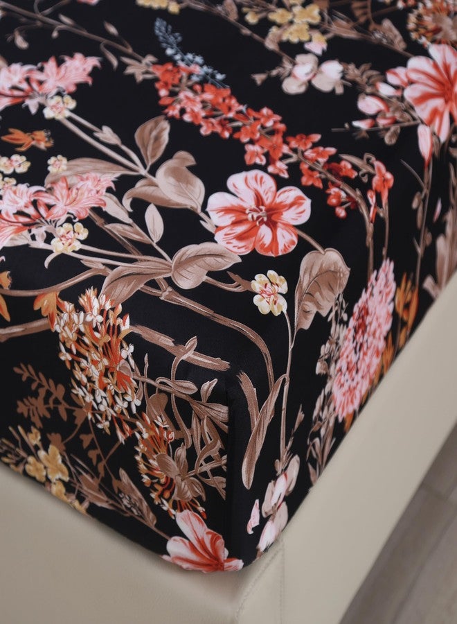 ماج طقم ملاءات سرير ماج مكون من 3 قطع باللون الأسود بنقشة زهور، طقم ملاءات سرير من الألياف الدقيقة بنقشة زهور، طقم ملاءات سرير بوهيمي مع ملاءة مثبتة واحدة و2 غطاء وسادة، عمق 14 بوصة (أسود، كوين) - Image 4