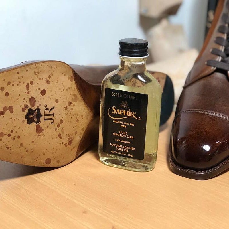 Saphir Medaille d'Or Sole Guard â€“ Conditioner & Protector Oil for Leather Shoes - Image 5