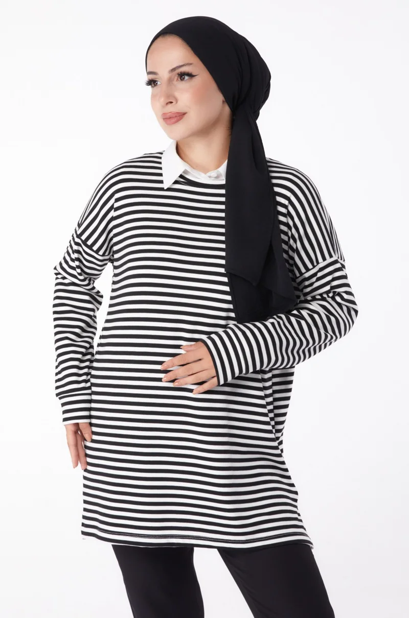 Tofisa Plain Crew Neck Women's Black Striped Sweat - 26246