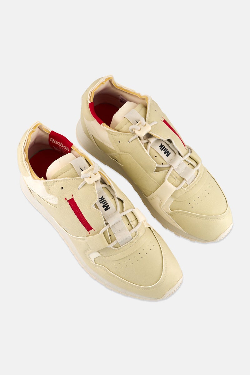 Reebok Men Classic Vegan Lace Up Outdoor Shoes, Vintage Beige  - Image 3