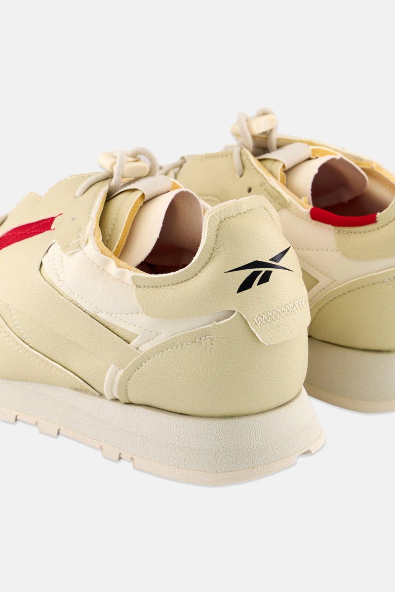 Reebok Men Classic Vegan Lace Up Outdoor Shoes, Vintage Beige  - Image 4