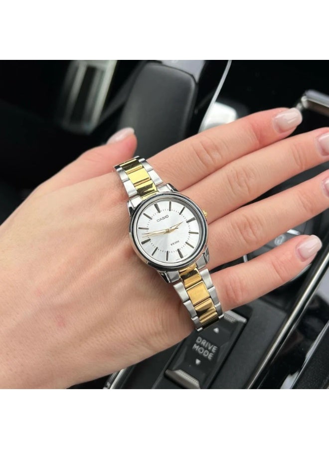 كاسيو ساعة كاسيو LTP-1303SG-7AVDF للنساء – سوار ستانلس ستيل بلونين مع قرص أبيض كلاسيكي - Image 5